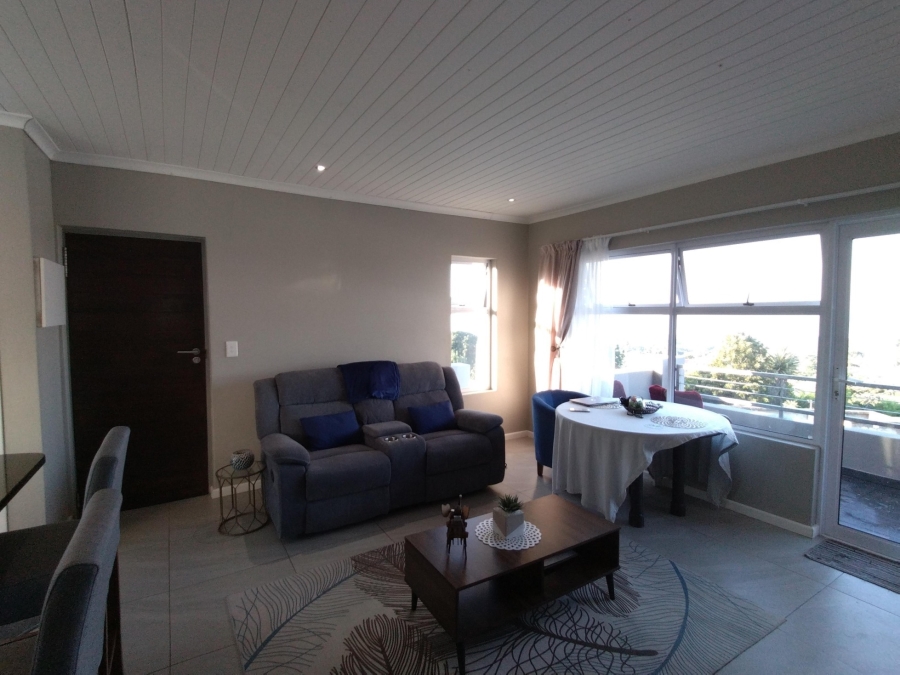 2 Bedroom Property for Sale in Sunnyridge Eastern Cape